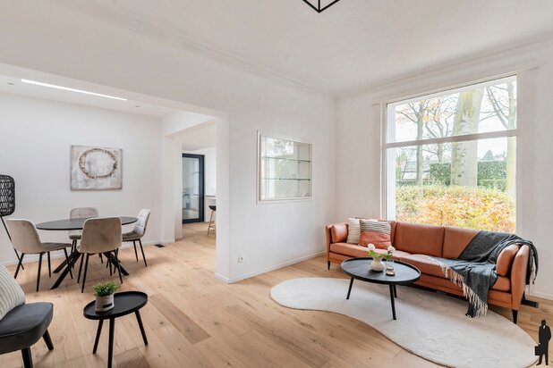 Gerenoveerde woning op ca. 520m2 met 3 slaapkamers en bureau