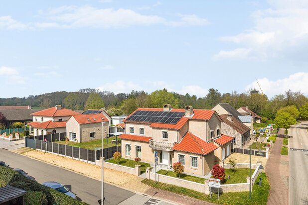 Maison spacieuse avec dépendance aménagée à Bocholt