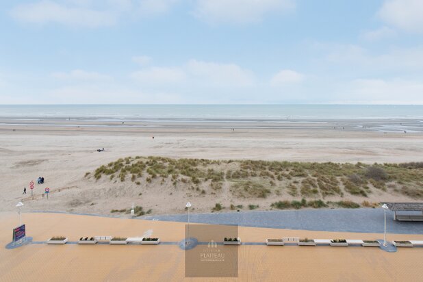 Appartement spacieux avec 2 chambres dans la résidence rénovée Scorpio sur la digue à Nieuport-Bad.