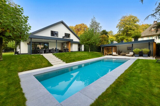 Villa te koop in LAREN met referentie 19311920848