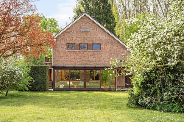 Karaktervolle woning omringd door groen