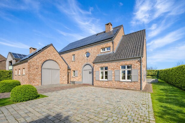 Exclusieve villa met hoogstaande afwerking in een idyllische omgeving