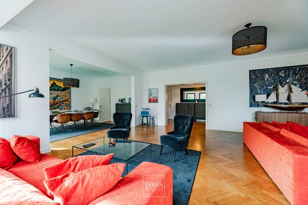 Un appartement face au jardin du Roi