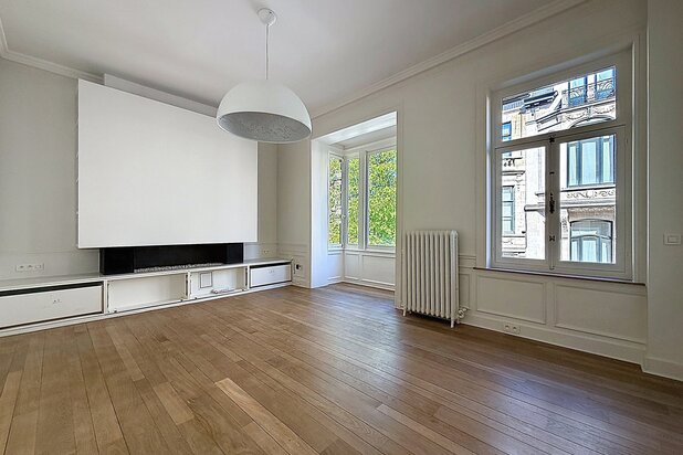 De Crayer: prachtig gerenoveerd herenhuis met 4 slaapkamers