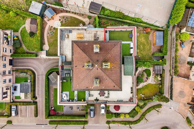 Penthouse in centrum Hoogstraten met terras van ca. 225m²!