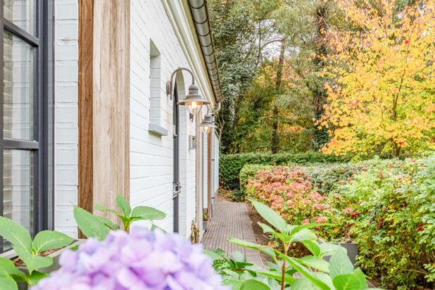 Exclusieve villa te Waasmunster, landelijke charme temidden van groen