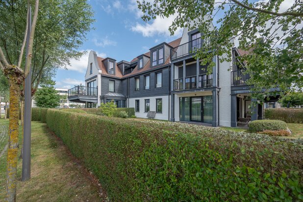 Stijlvol penthouse met 2 slaapkamers en terras – Duinenwater