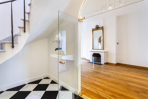 riante duplex in statige herenwoning, hartje Antwerpen