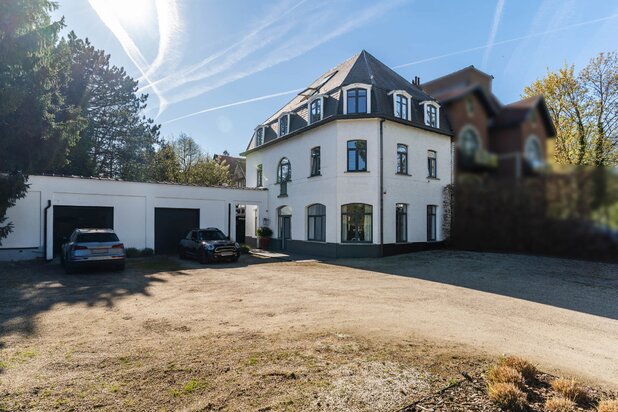 Duplex d’exception de 200m² avec jardin - 3ch/3sdb - PEB B 