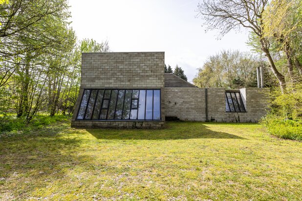 Exclusive architect-designed villa for sale in De Panne!