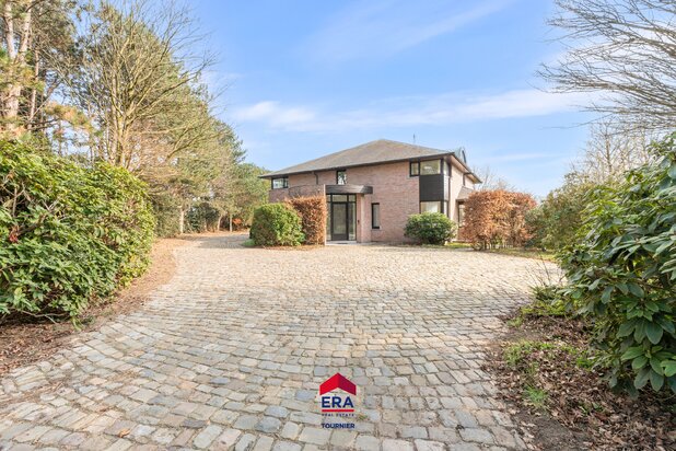 Tijdloze, energiezuinige villa op toplocatie.