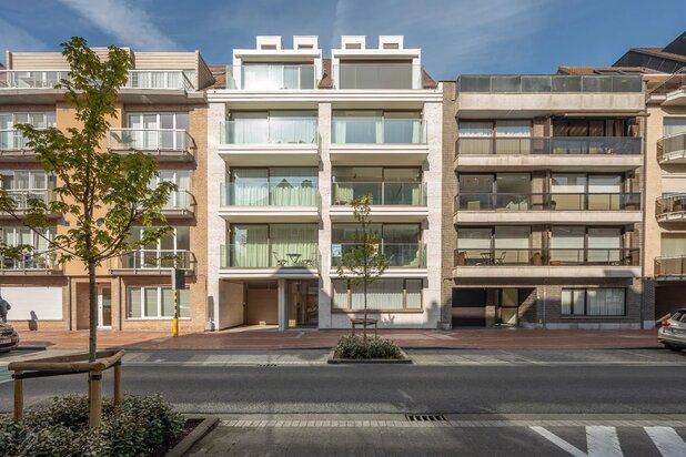 Stylish new build apartment in Paul Parmentierlaan