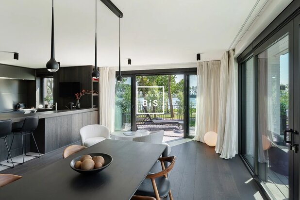 Exclusief Dubbel hoekappartement van 215 m² + 50 m² terrassen voorzien van een hoogstaande afwerkingsgraad