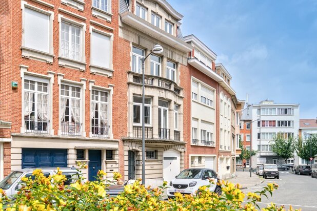 Lovely house on a quiet square  - 237 m² - 4 bd - 2 bath