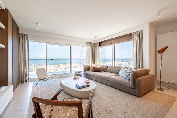 EXCLUSIEF : Hoekappartement zeezicht op sublieme locatie