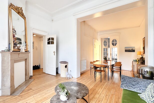 Bascule, rez de jardin 2chambres + 1 bureau de 160 m² (brut) avec jardin, terrasse et patio PEB D-