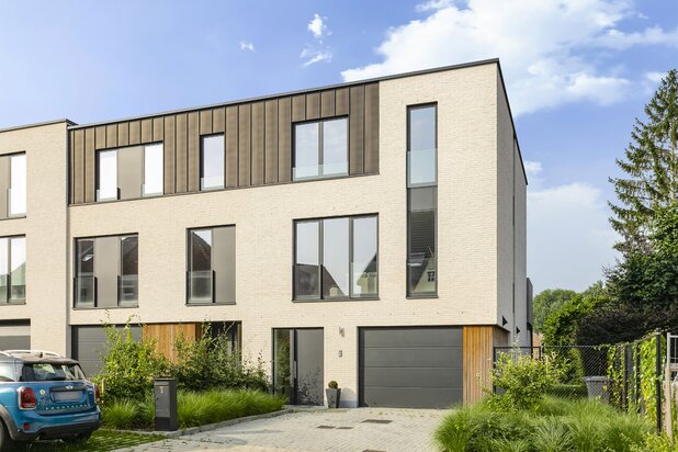 Ruime 3-gevelwoning te huur in Sterrebeek