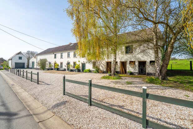 Villa for sale at Fosses-la-Ville with reference 19711029061