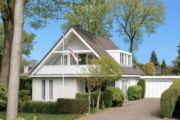 Villa te koop in HUIZEN met referentie 19210075405
