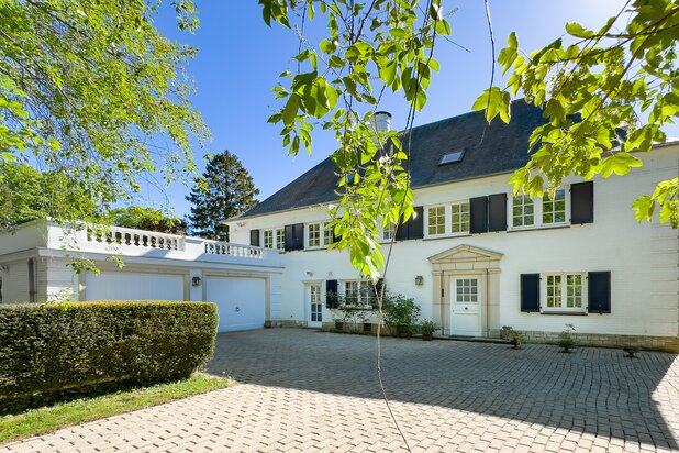 VILLA EXCEPTIONNELLE RENOVEE