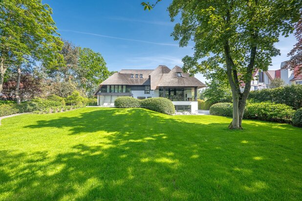 Te koop villa met een uitzonderlijke ligging aan het Zwin
