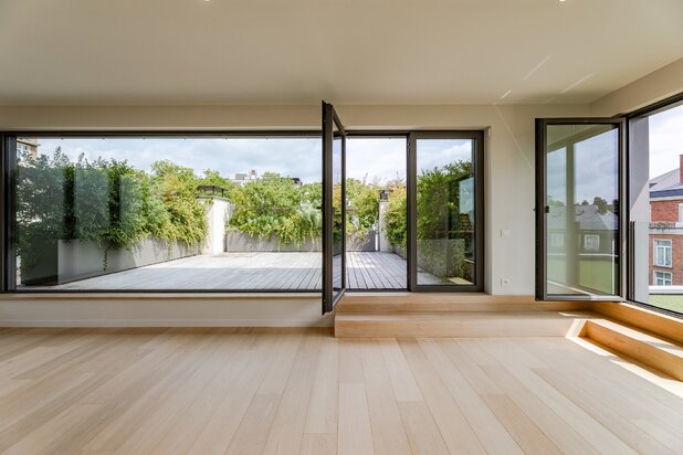 Quartier Horizon, Beautiful house with 3 facades 460m² -2a75