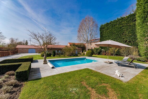 Charming historic farmhouse from 1900, fully renovated, on 3 hectares of land
