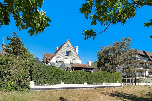 Villa exceptionnelle et indépendante au bord du lac Zegemeer.