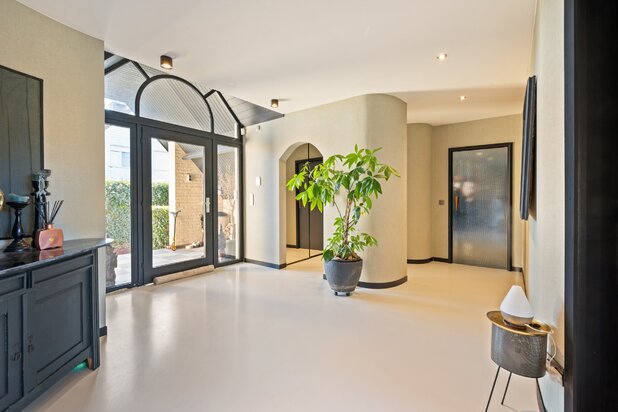 Wonen & werken: Villa (4 slpk) met 2 leefruimtes