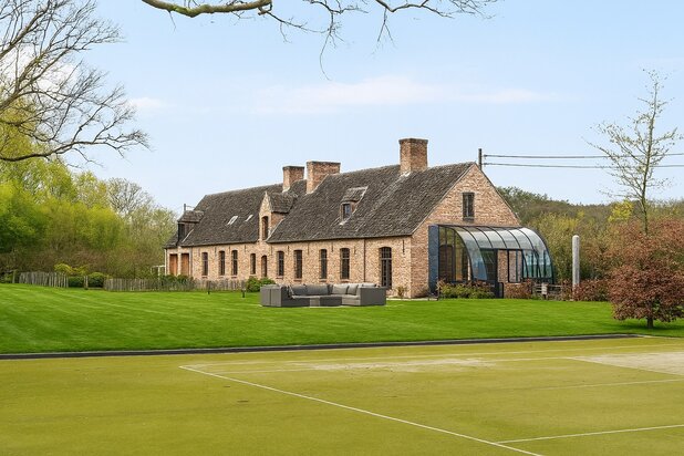  Gerenoveerd Domein ‘Hof ter Beeldeken’ anno1607’ op ca. 34.061m²