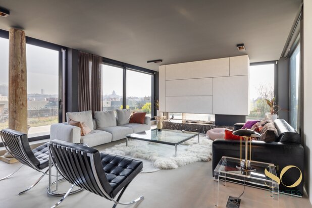 Penthouse duplex de 288 m² avec terrasses panoramiques !  