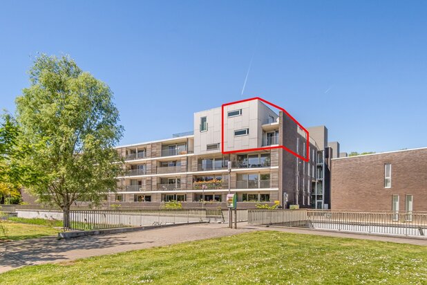Rustig gelegen appartement met 4 slaapkamers, 2 badkamers, 2 terrassen en een autostaanplaats te centrum Leuven!