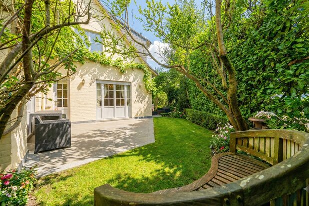 Chant d'Oiseau  delightful villa with refined décor