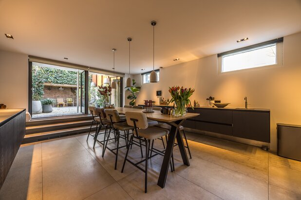Villa te koop in AMSTERDAM met referentie 19911135454