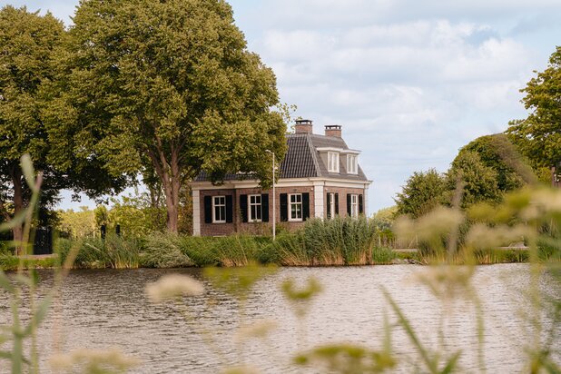 Villa te koop in AMSTERDAM met referentie 19411736345