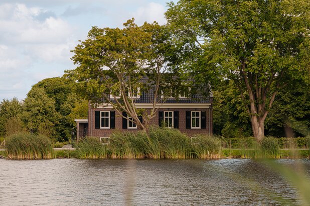 Villa te koop in AMSTERDAM met referentie 19611436747