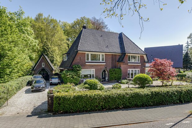Villa te koop in Apeldoorn met referentie 19711336753