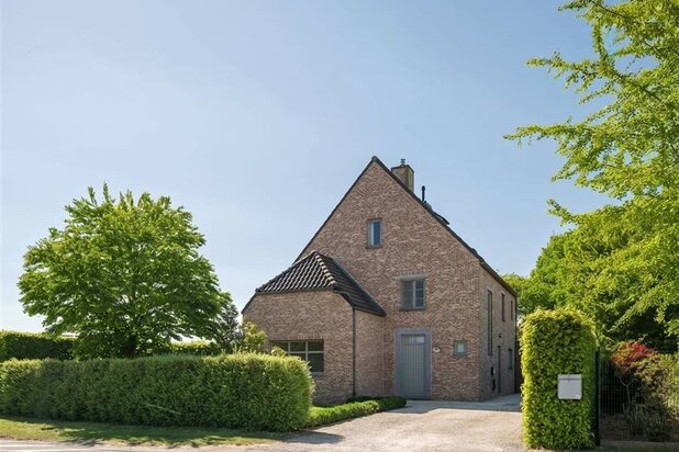 Instapklare villa met 4 slaapkamers in Oeselgem