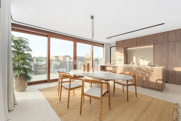 Exclusief penthouse met 65m2 terras te koop in Mechelen