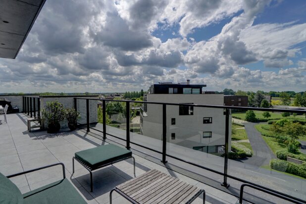 Exclusieve penthouse 137m² + dakterras 86m² in parkdomein