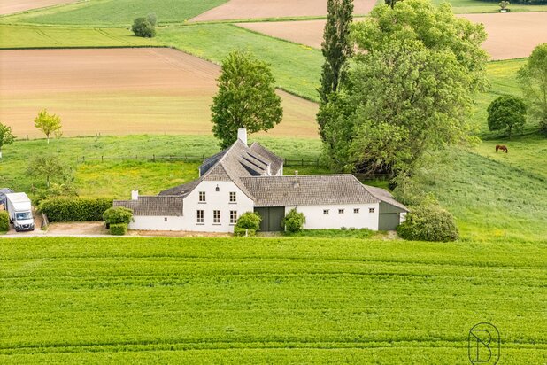 Charmant landhuis op 5.500m² met uniek zicht! 