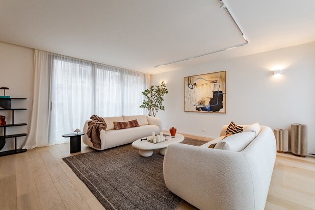 Une maison-appartement contemporaine quartier Brugmann