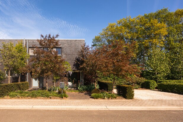 Recente en energiezuinige woning in een groene oase