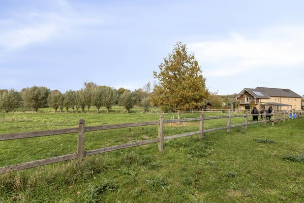 Exclusive estate on a breathtaking 62-acre property