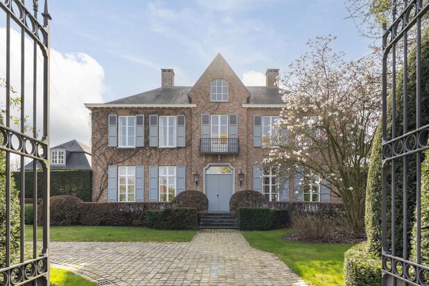GEEL - Villa élégante avec jardin paysager