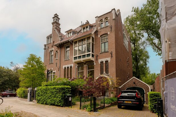 Villa te huur in AMSTERDAM met referentie 19911344049