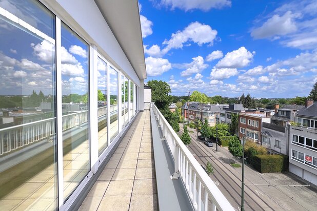 Roosevelt - Penthouse de 180m² de 3 ch avec garage PEB E