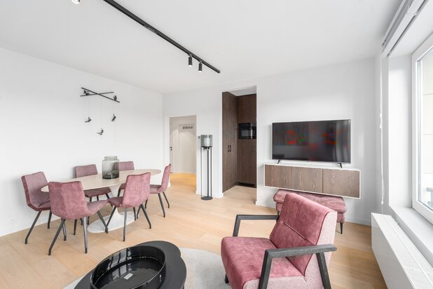 Instapklaar gerenoveerd appartement te koop in Knokke.