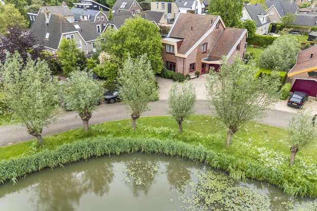 Villa te koop in HARDINXVELD-GIESSENDAM met referentie 19911645994