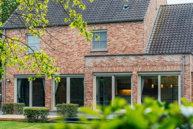 Prachtige recente villa (2003) met 4 slaapkamers